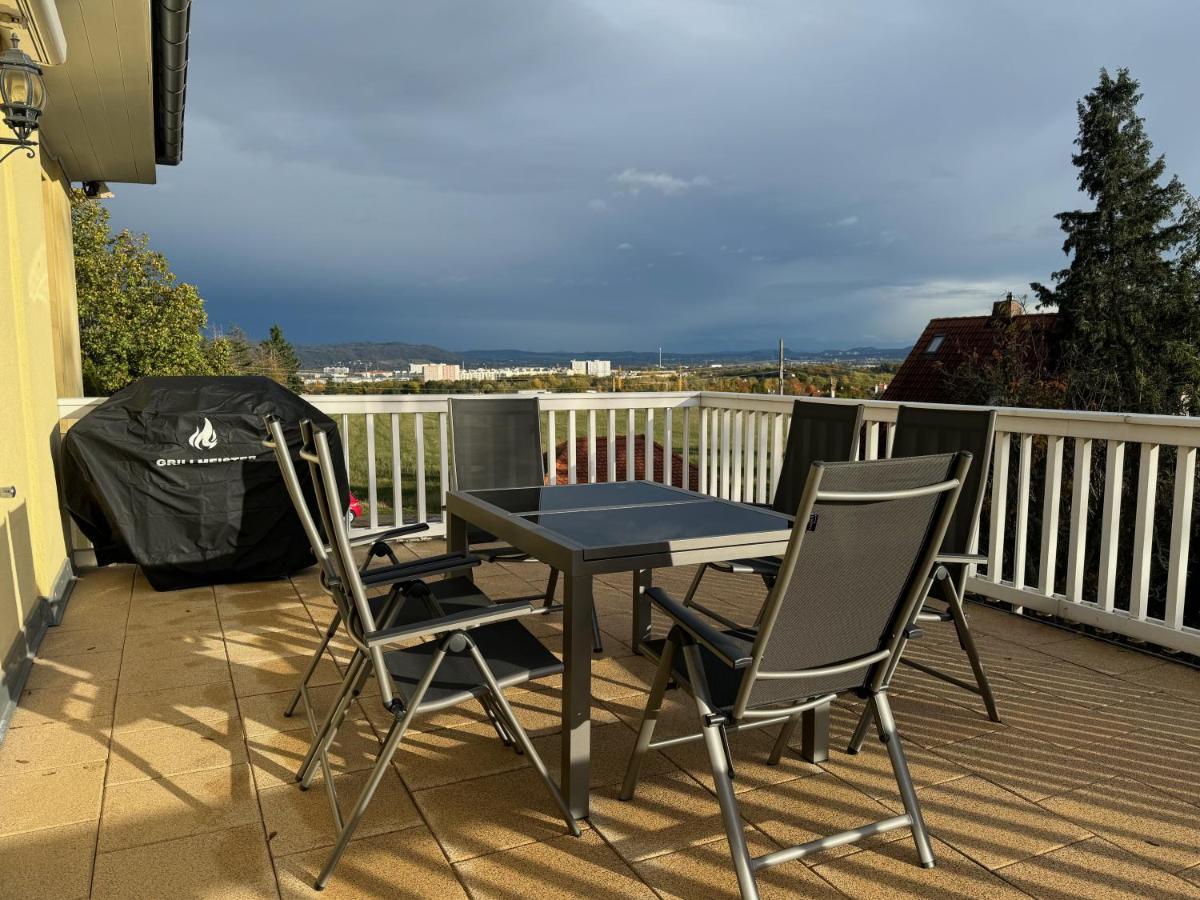 205 Qm "Traumtor" Mit Sauna, Whirlpool, Kamin Und 3 Terrassen Mit Blick In Die Boehmisch Saechsische Schweiz Dresden Ngoại thất bức ảnh